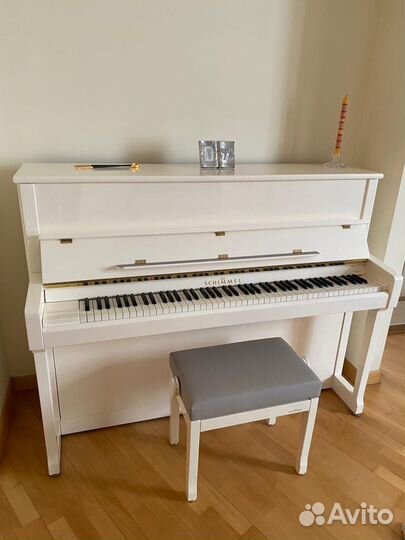Продаю немецкое белое пианино Schimmel