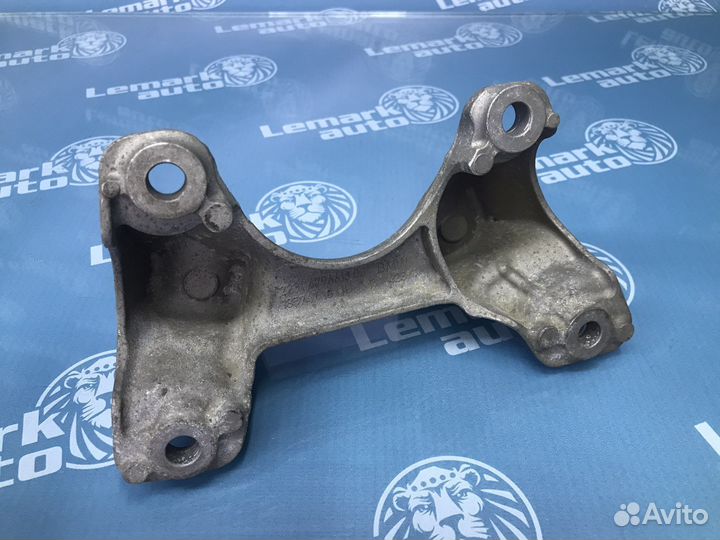 Кронштейн опоры кпп BMW 1 F20/F21