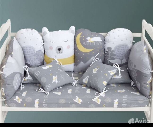 Бортик в кроватку