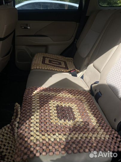 Постилки на сидушке в машину