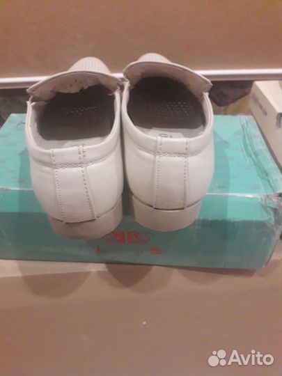 Продаю туфли летние 39р