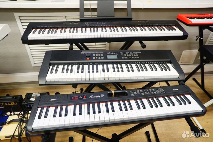 Синтезатор (Цифровое Пианино)