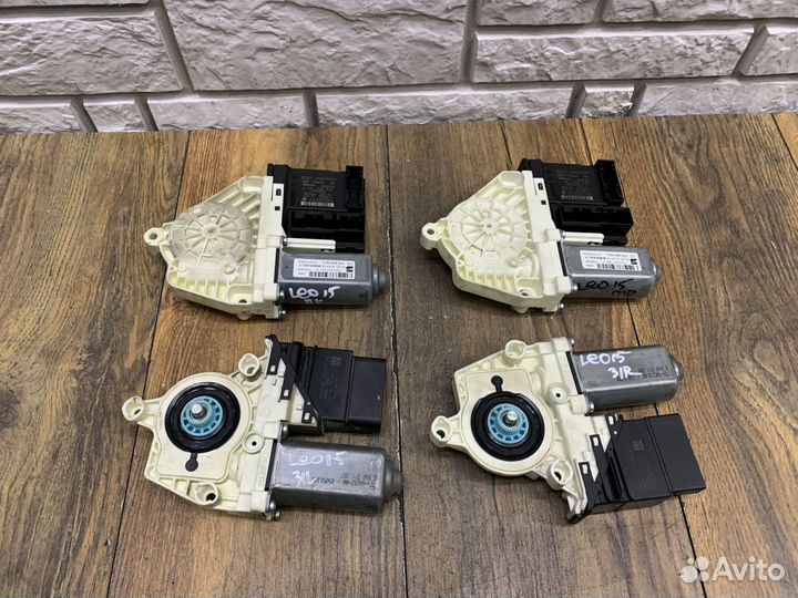 Seat Leon (1P1) Моторчик стеклоподъемника