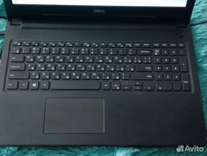 Ноутбук dell inspiron 15