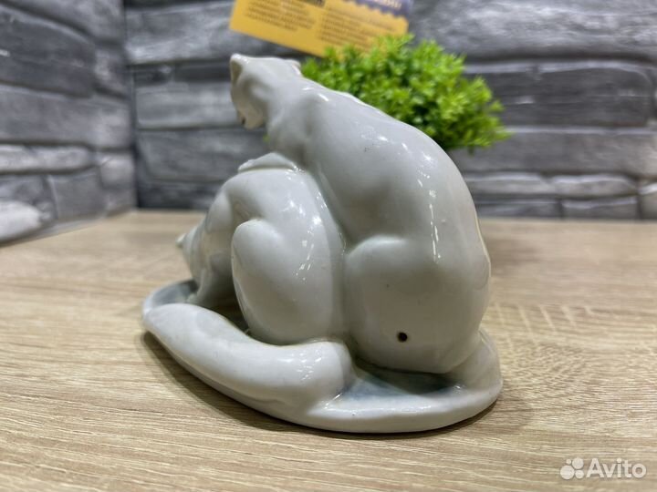 М.21975 Статуэтка Два горностая Royal Copenhagen