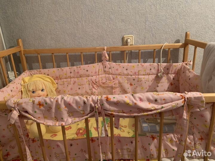 Детская кроватка