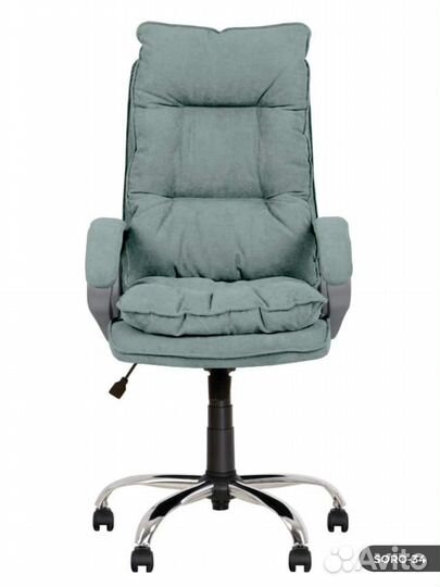 Офисное компьютерное кресло руководителя ns00466