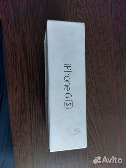 Коробка от iPhone 6s