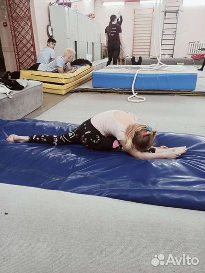 Тренер по фигурному катанию