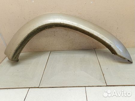 Накладка переднего крыла правого