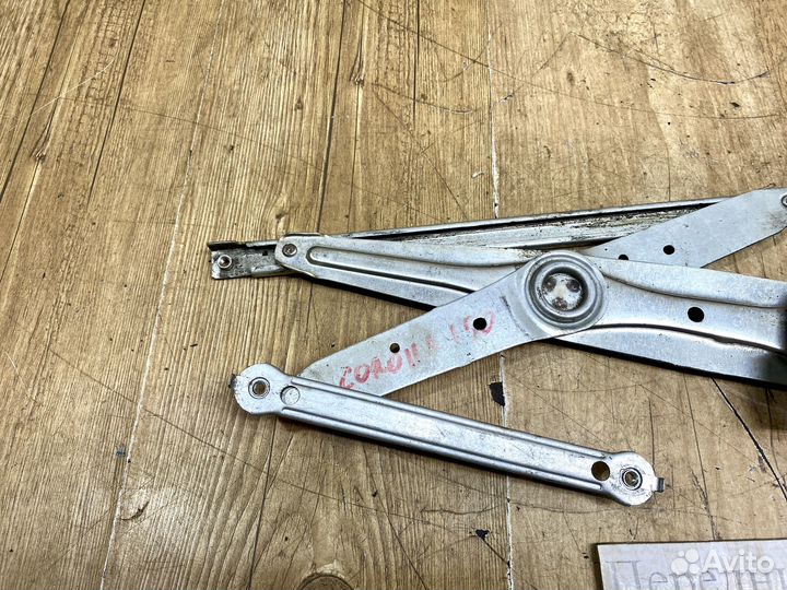 Стеклоподъемник передний Toyota Auris E15