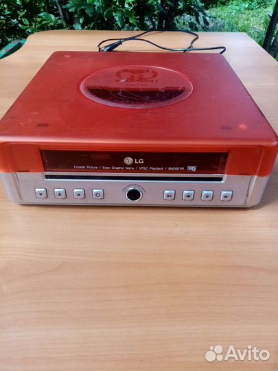 Видео магнитофон LG
