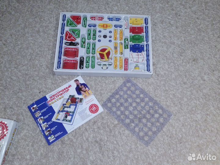 Электронный конструктор 