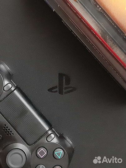 Playstation 4 Slim 1 TB