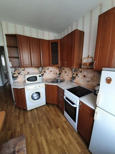 3-к. квартира, 66 м², 8/10 эт.