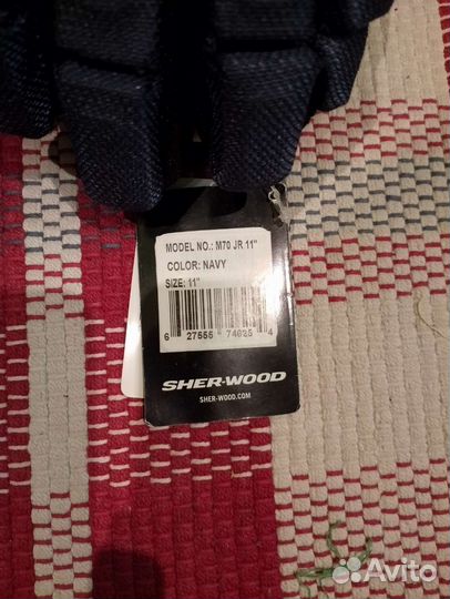 Перчатки краги хоккейные новые 11 размер