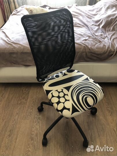 Стул для косметолога бу