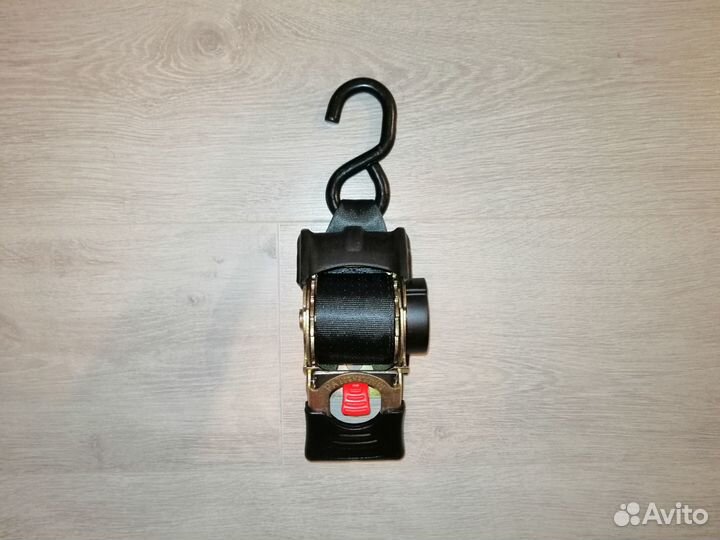 Самозатягивающийся ремень для лодочного прицепа