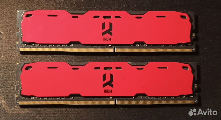 Оперативная память для компьютера 8Gb DDR4 2400MHz