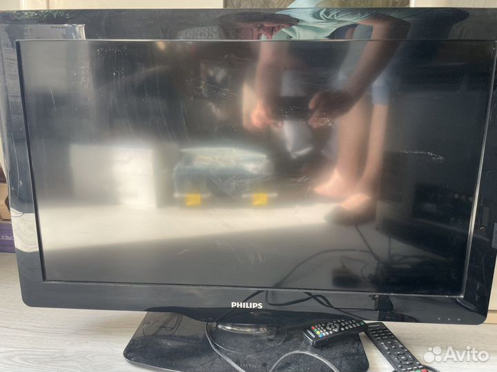 Монитор Philips 32