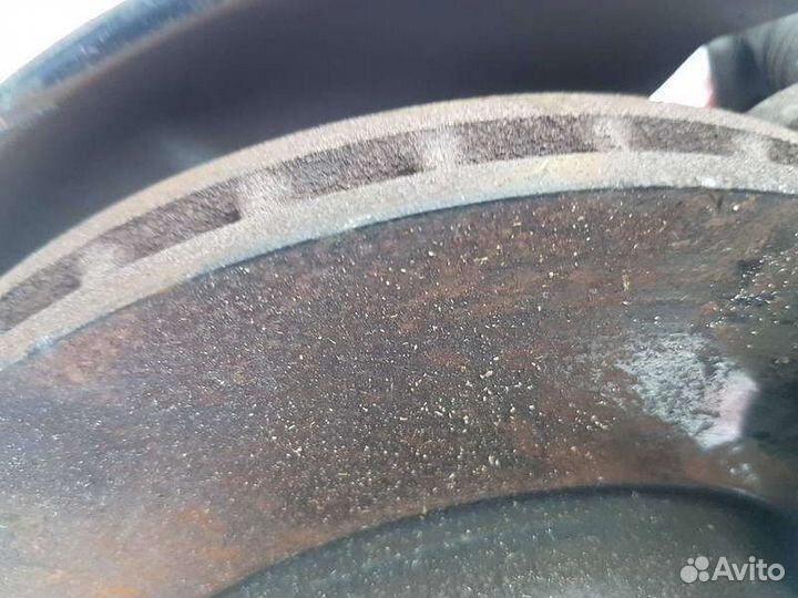 Ступица передняя левая Toyota Crown GS151 1G-FE