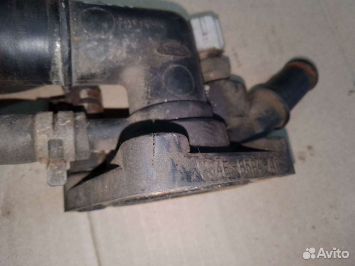 Корпус термостата Ford Focus 1