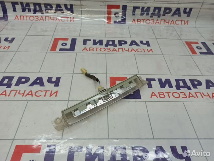 Фонарь задний (стоп сигнал) Toyota RAV4 (XA30) 81570-42070
