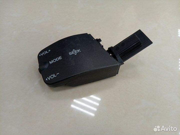 Подрулевой переключатель Ford Focus 2 седан hwda