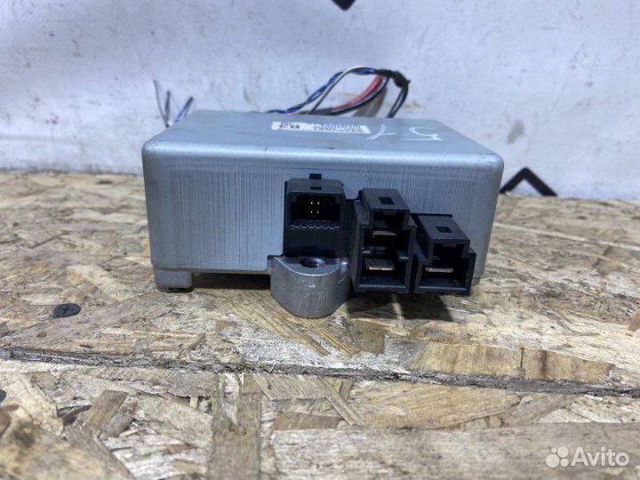 Блок управления рулевой колонкой Mitsubishi