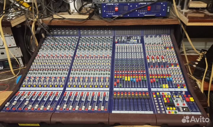 Midas Legend 3000 D&R Discom 5 Soundcraft RM100