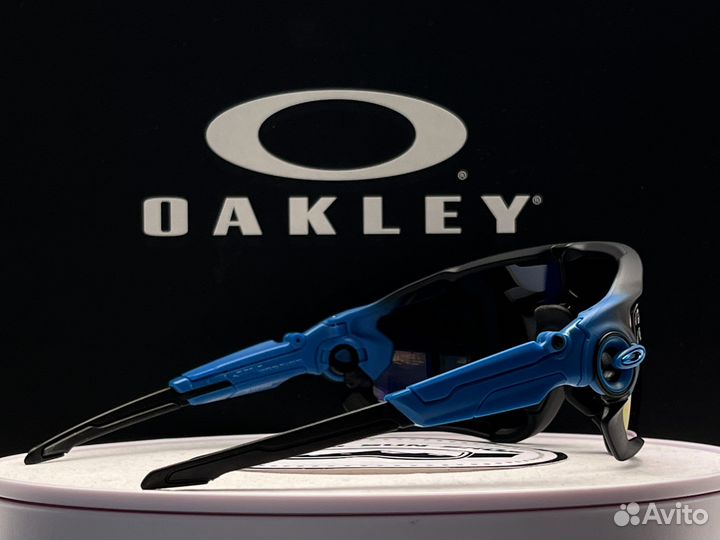 Солнцезащитные очки Oakley Jawbreaker Prizm Plrzd