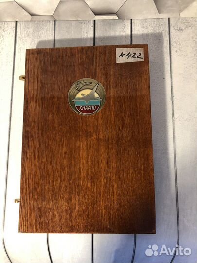 Настольные медали з-да им. Гагарина, 275 лет ран