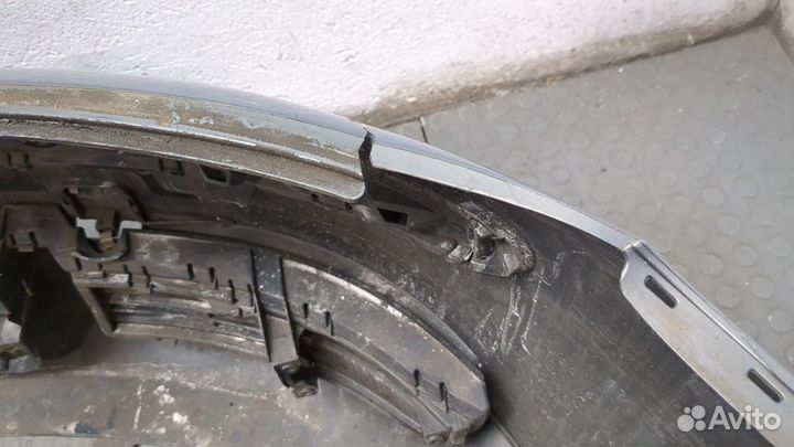 Бампер передний Volkswagen Touran