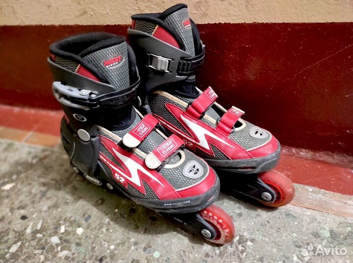 Много роликов для всей семьи, роликовые коньки