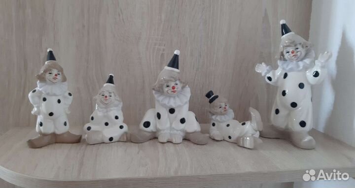 Фарфоровые статуэтки клоуны