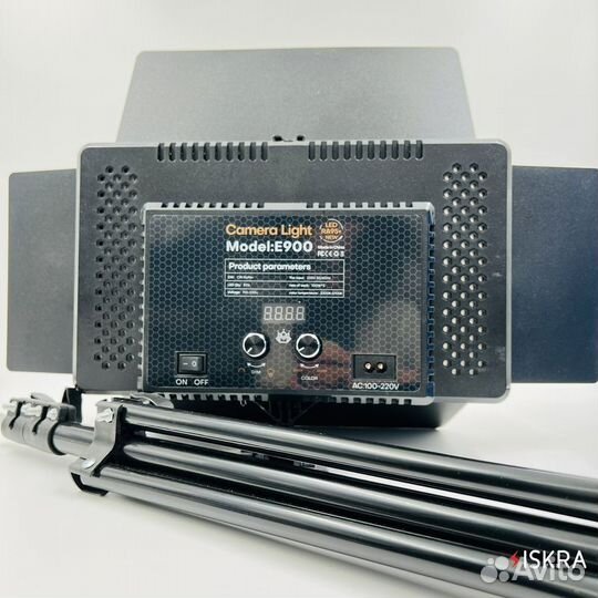 Видеосвет LED Camera Light E900 + Штатив
