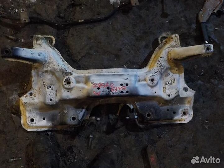 Подрамник Opel Corsa D