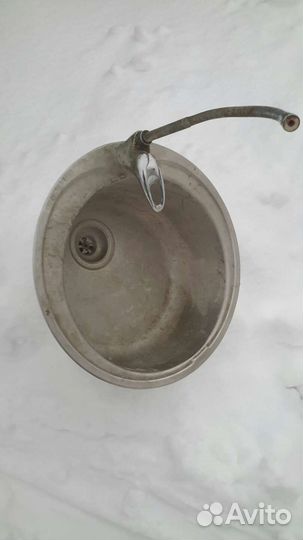 Кухонная мойка бу со смесителем