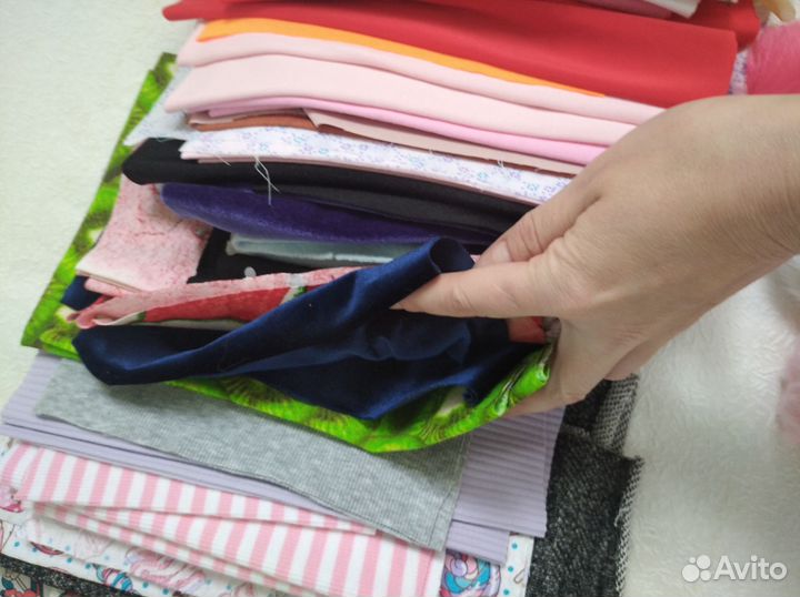 Набор лоскутов ткани для рукоделия