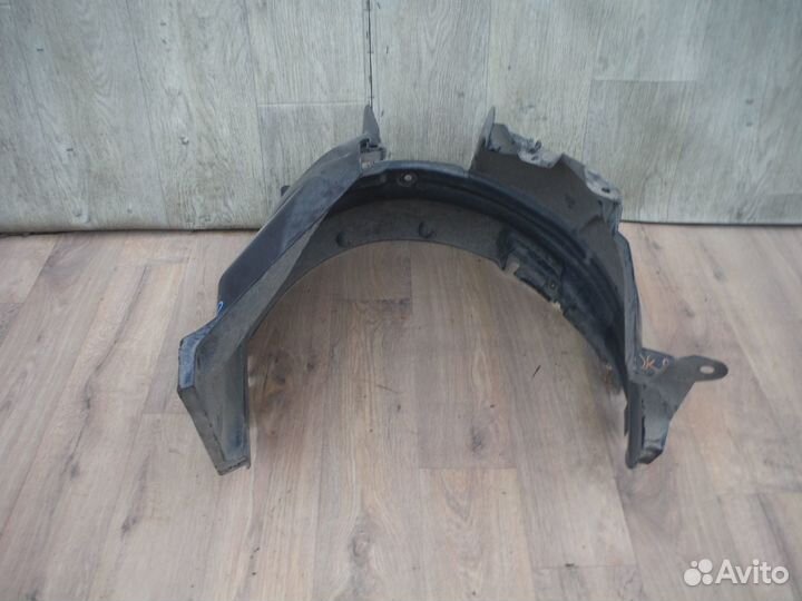 Подкрылок передний левый Renault Dokker 2018