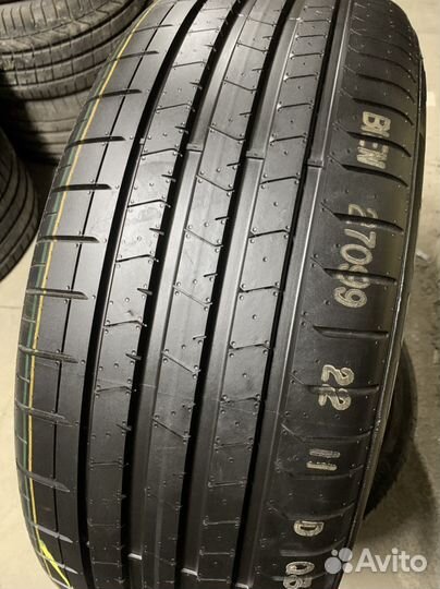 Pirelli P Zero PZ4 275/50 R20 110W