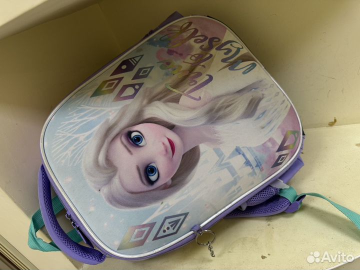 Рюкзак школьный