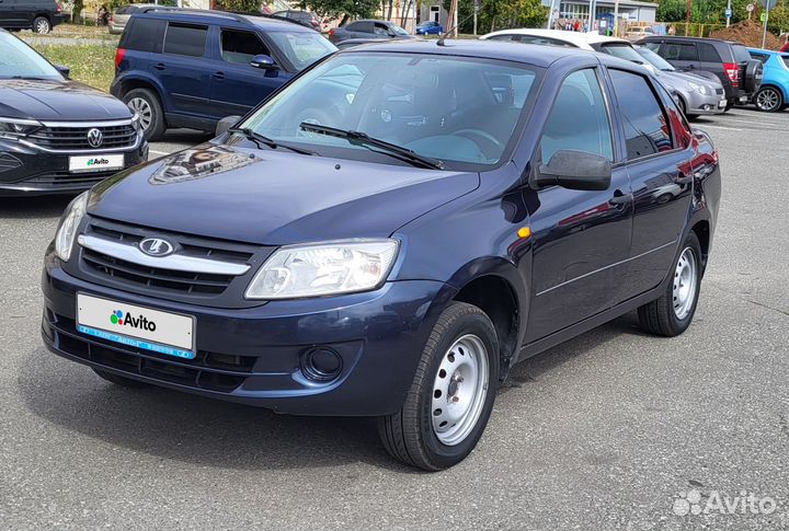 LADA Granta 1.6 AT, 2013, 122 000 км