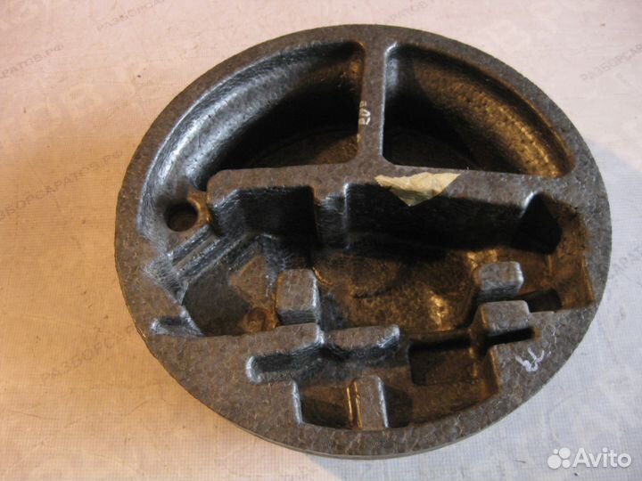 Ящик для инструментов Мицубиши Кольт 6