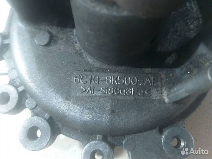 Помпа (насос водяной) Форд