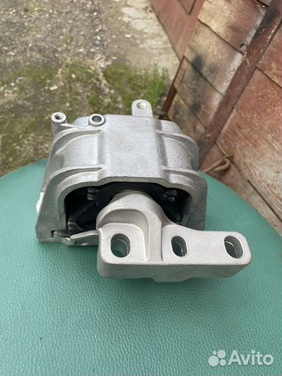 Подушка двигателя 3шт