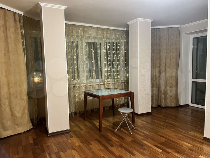 2-к. квартира, 85 м², 12/12 эт.