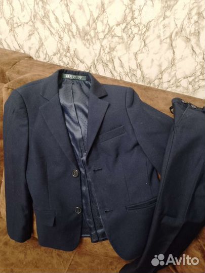 Школьный костюм