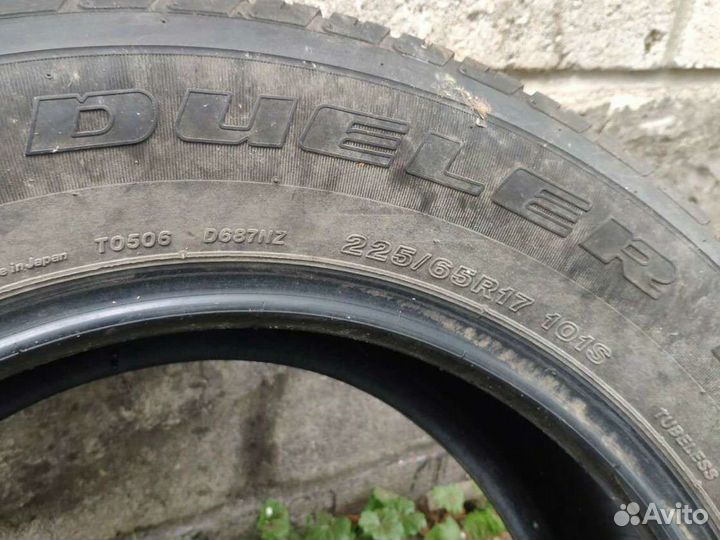 Bridgestone Dueler H/P 225/65 R17