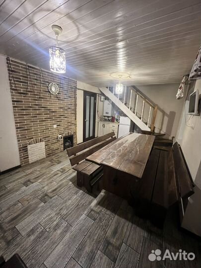 Дом с беседкой и баней